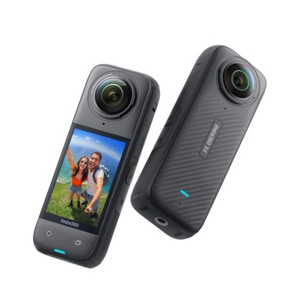 دوربین insta 360 x4